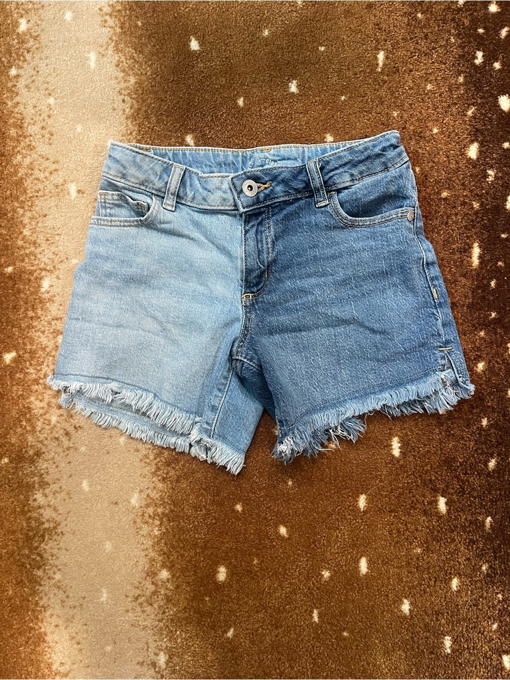 Girls Art Class Two-Tone Denim Frayed Hem Shorts - Blue Size Medium (8)